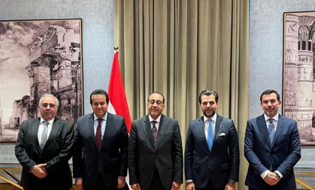 Συνάντηση του Διευθύνοντος Συμβούλου του Ομίλου Ιατρικού Αθηνών, Δρ. Βασίλη Αποστολόπουλου με τον Πρωθυπουργό της Αιγύπτου, Δρ. Μουσταφά Μαντμπουλί στο Κάϊρο!